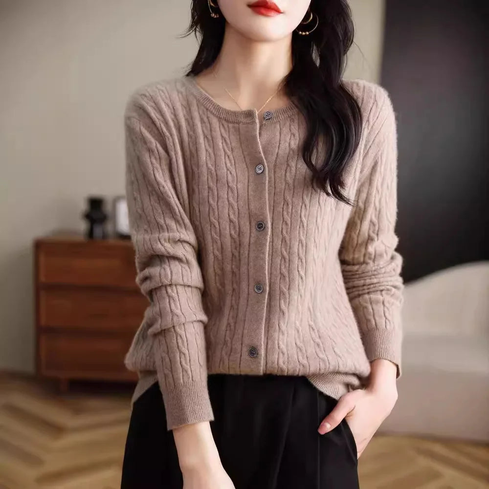 Thyra™ | Elegant & Värmande Stickad Kofta